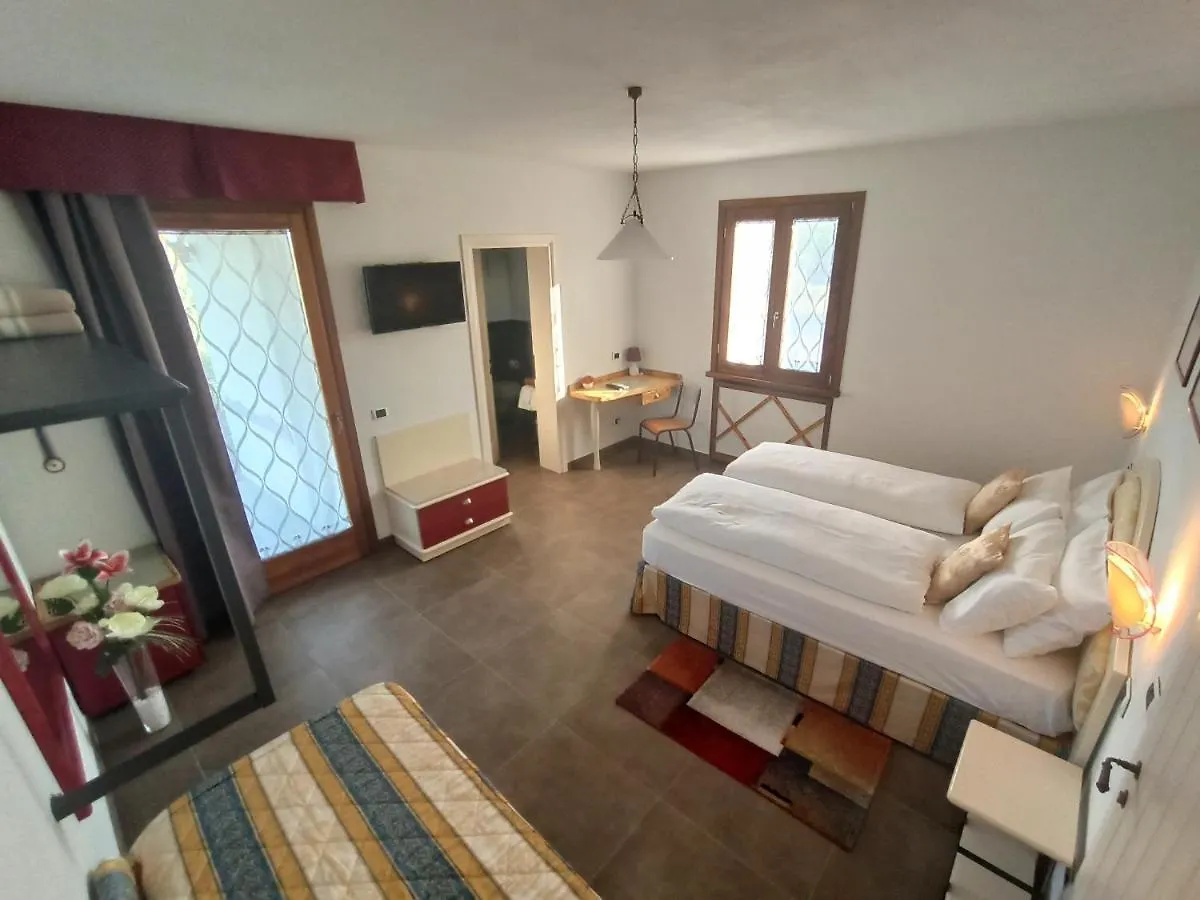 Frühstückspension Le Zampolle B & B Colà Italien